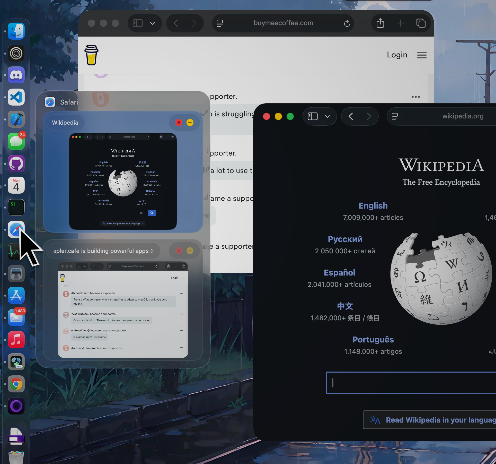 AwesomeDock window previews shown over the macOS dock